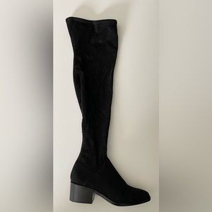 Steve Madden *Brand New* over the knee black boots
